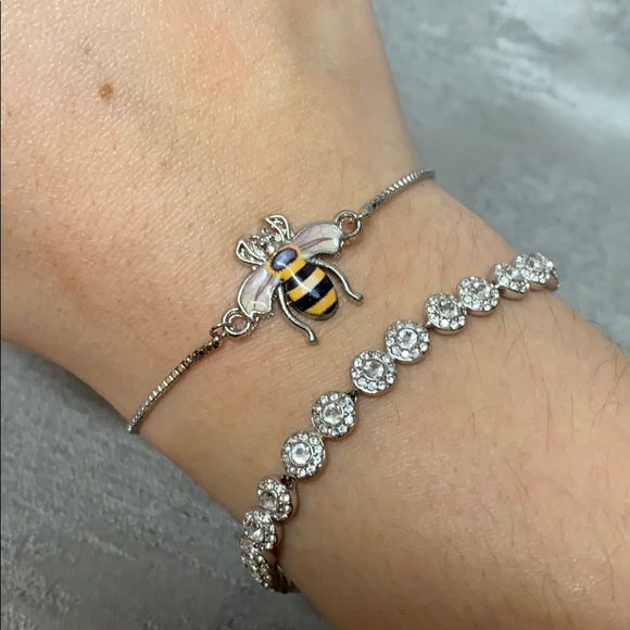 Jewelry - Bubble bee bracelet